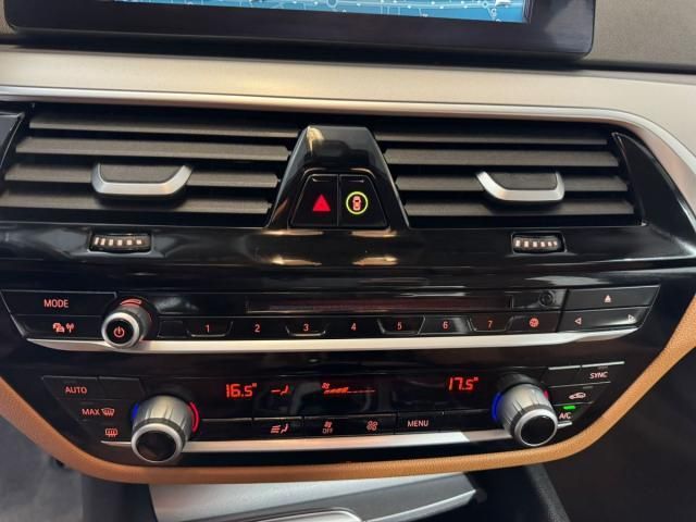 BMW Serie 5 530e iPerformance Berlina