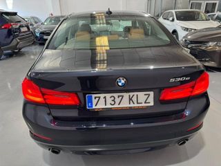 BMW Serie 5 530e iPerformance Berlina