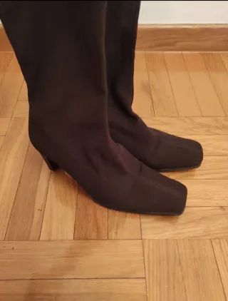 Botas altas marrones talla 37