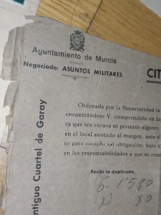Documentos antiguos foto militar Murcia especies