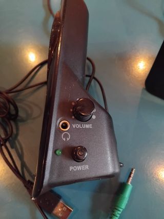 Altavoces de escritorio Kooltech Negros