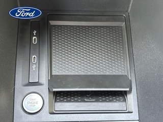 FORD Tourneo Connect Diesel Tourneo Connect 2.0 Ecoblue SWB L1 Active 122