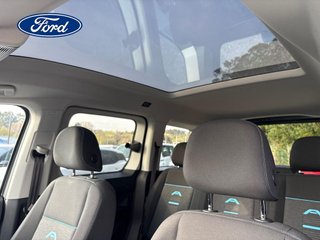 FORD Tourneo Connect Diesel Tourneo Connect 2.0 Ecoblue SWB L1 Active 122