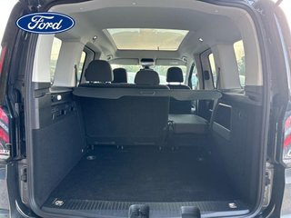 FORD Tourneo Connect Diesel Tourneo Connect 2.0 Ecoblue SWB L1 Active 122