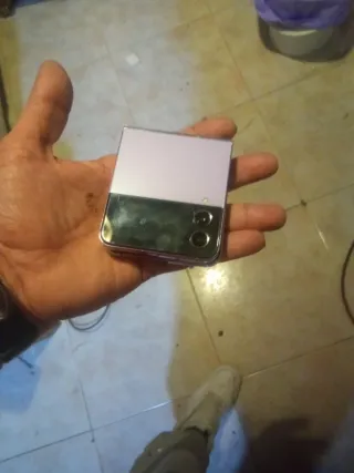 2 Samsung Galaxy Z Flip 4 Morado/Plata