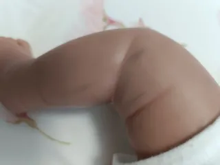 Bambola realistica Arias