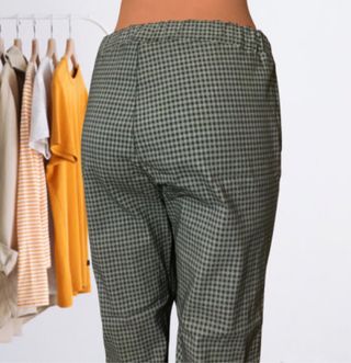 Pantalón cuadros verde y negro