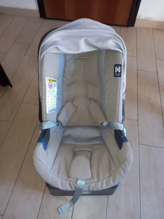 Tris passeggino completo: cesta, ovetto, supporto