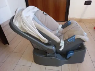 Tris passeggino completo: cesta, ovetto, supporto