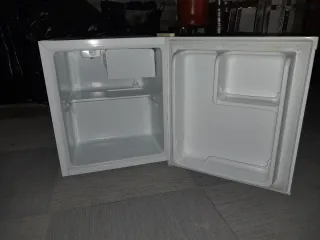 Frigorífico pequeño INFINITON