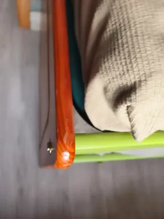 Cama nido madera marrón-verde y sinfonier a juego