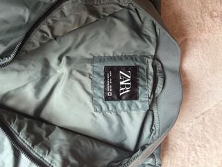 Chaleco acolchado Zara verde sin mangas