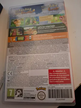 Pokémon Let's Go Eevee! Solo Caja