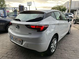 Opel Astra 1.6 CDTi 110 CV Dynamic