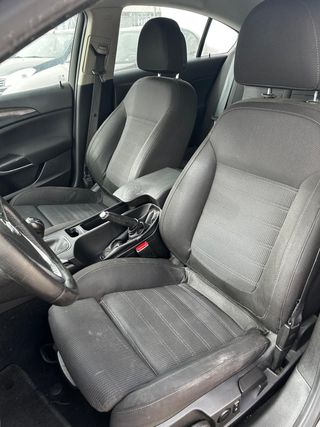 Opel Insignia 2.0 CDTI 130 CV Cosmo