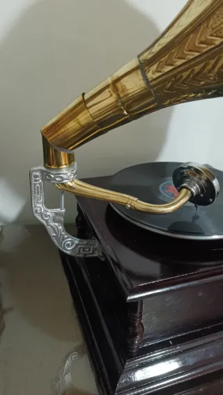 Grammofono Vintage His Master's Voice