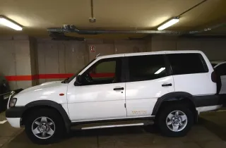 Nissan Terrano II 2003