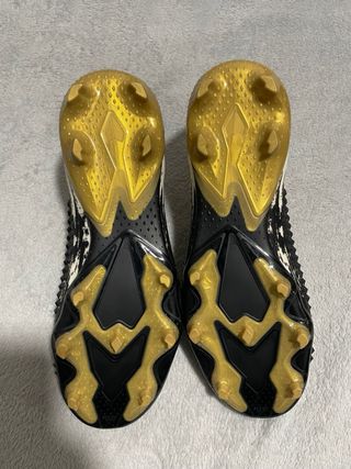 Botas Adidas Predator Demonskin
