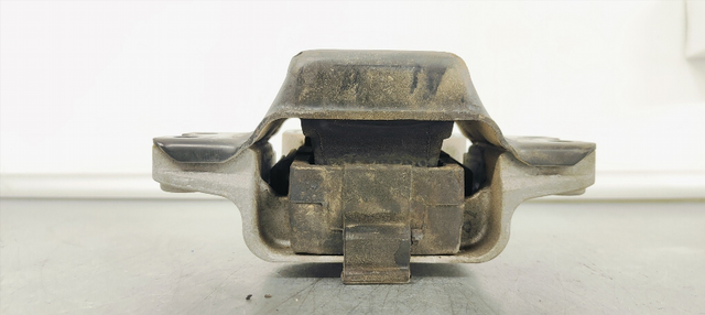 SUPORTE DO MOTOR ESQUERDO VOLKSWAGEN GOLF VI CABRIO