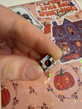 Charm Pandora Libro Argento