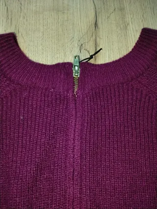 Maglione viola con zip sul retro taglia M