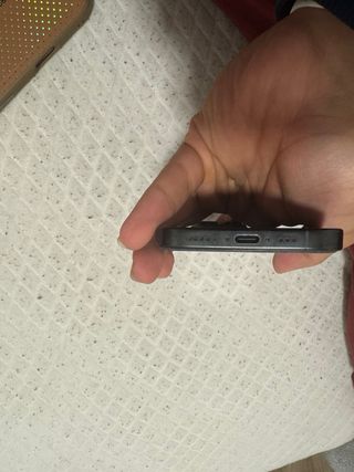 iPhone 16 Pro 256GB 94% Batería + Cargador