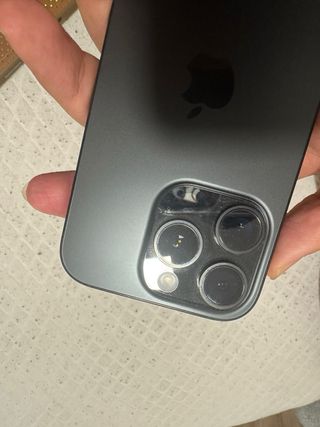 iPhone 16 Pro 256GB 94% Batería + Cargador