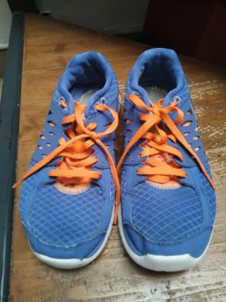 Scarpe Nike Ginniche Blu e Arancioni