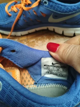 Scarpe Nike Ginniche Blu e Arancioni