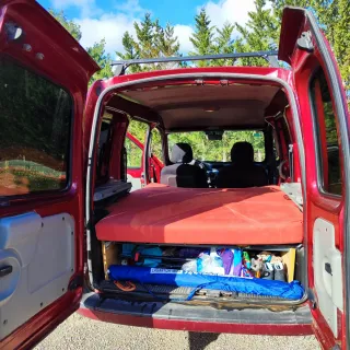 Mueble Cama Plegable y Colchón para Kangoo