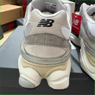 New Balance 9060GRY Gris Talla 37