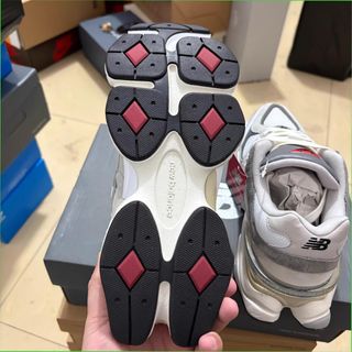 New Balance 9060GRY Gris Talla 37