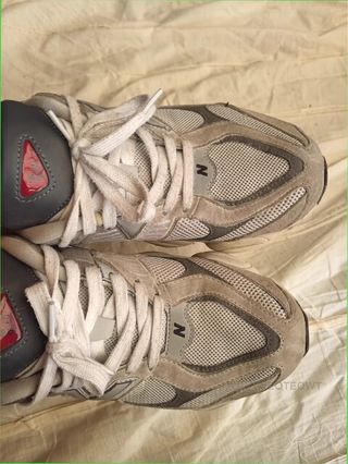 New Balance 9060GRY Gris Talla 40