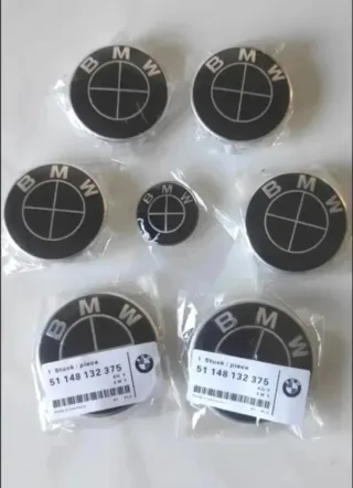 Kit 7 Insignias BMW Full Black. 7 Unds