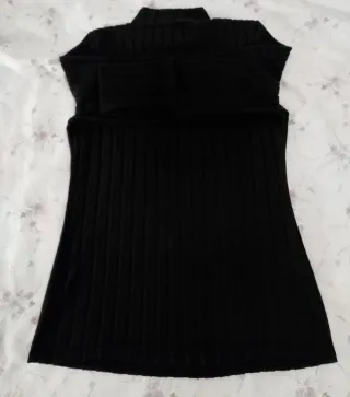 Jersey fino canalé negro