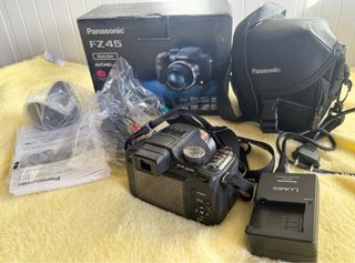Panasonic Lumix DMC-FZ45 + Funda