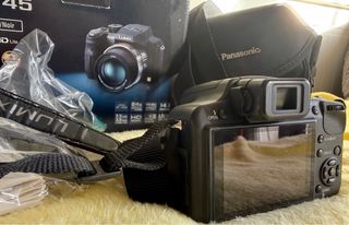 Panasonic Lumix DMC-FZ45 + Funda