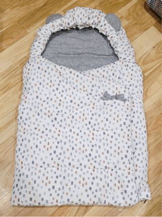 Saco de bebé Mayoral con estampado