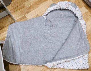 Saco de bebé Mayoral con estampado