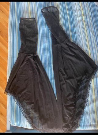 Vestito Halloween nero con pizzo e teschi