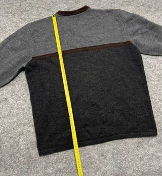 Jersey Lacoste V-Neck Gris y Marrón