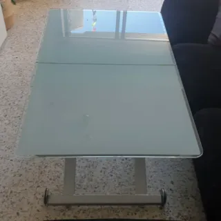 Mesa multifuncional extensible, regulable altura