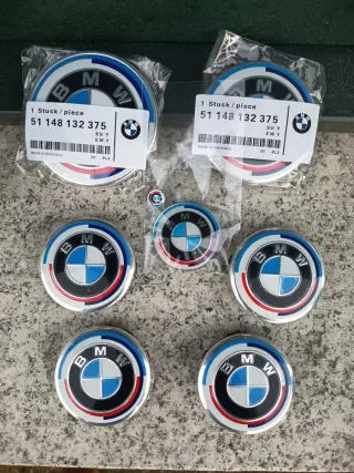 8 Escudos BMW 50 TH Aniversario.