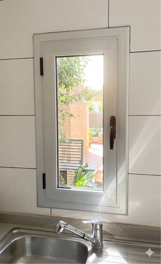 Ventana de Aluminio Climalit - 103 x 52 cm