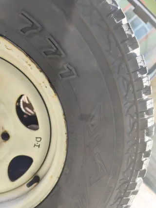 5 Ruedas completas Mitsubishi Montero/Galloper.