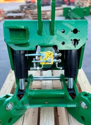 Tripuntal tractor John Deere