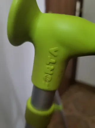 Andador adulto plegable con ruedas