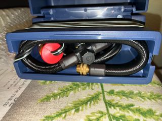 Kit antipinchazos original Kia: inflador + líquido