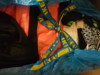 Lote Ropa Mujer/Niño con Etiqueta  277 piezas.