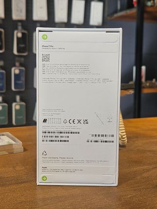 IPHONE 17 PRO 1TB PLATA PRECINTADO